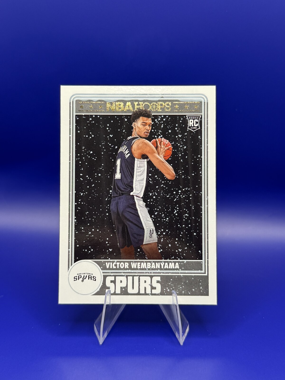 2023-24 Panini Hoops Victor Wembanyama RC Winter #298 front